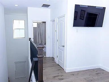 Furnished Finder property 1039053_1 photo 8