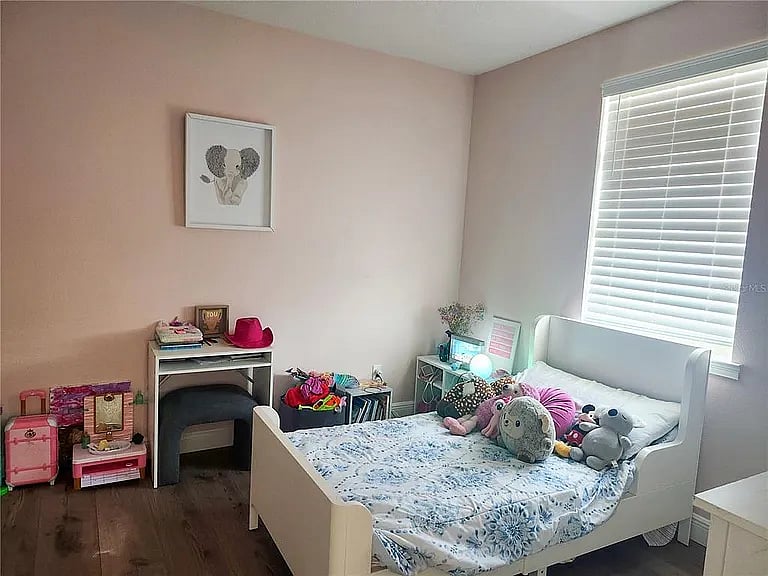 Furnished Finder property 1039053_1 photo 13