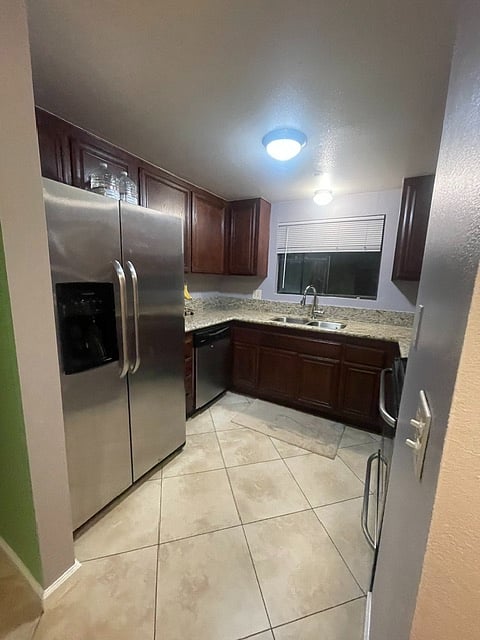Furnished Finder property 1039092_1 photo 21