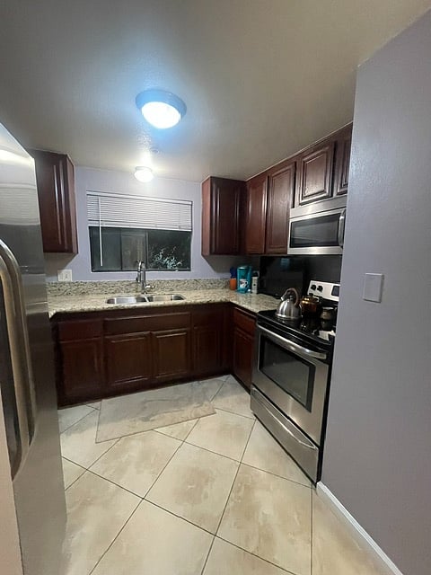 Furnished Finder property 1039092_1 photo 25