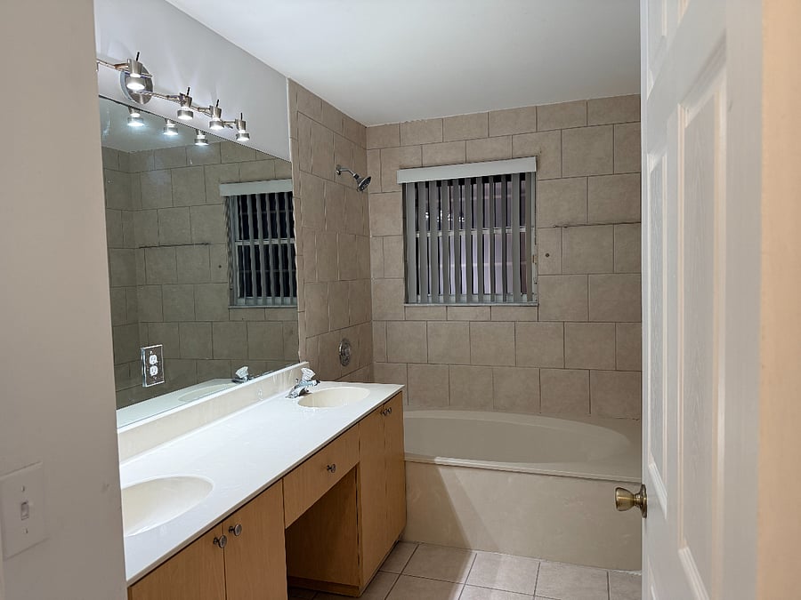 Furnished Finder property 1039121_1 photo 5