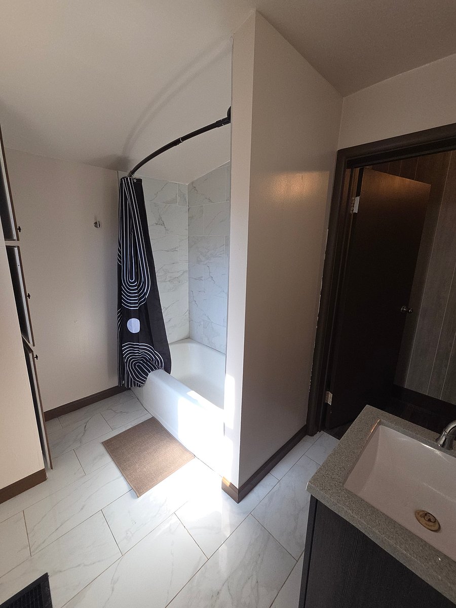 Furnished Finder property 1039122_1 photo 6