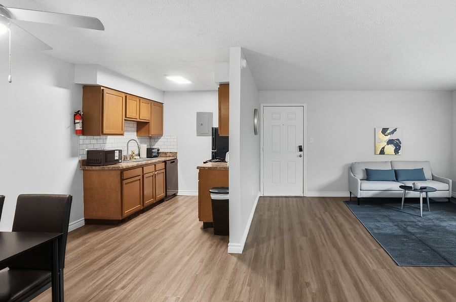 Furnished Finder property 1039196_1 photo 9