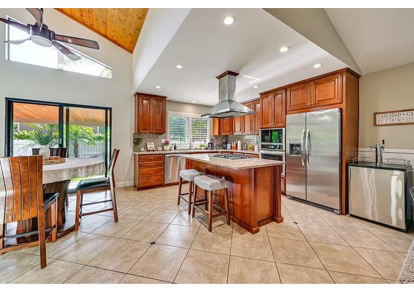 Furnished Finder property 1039223_1 photo 4