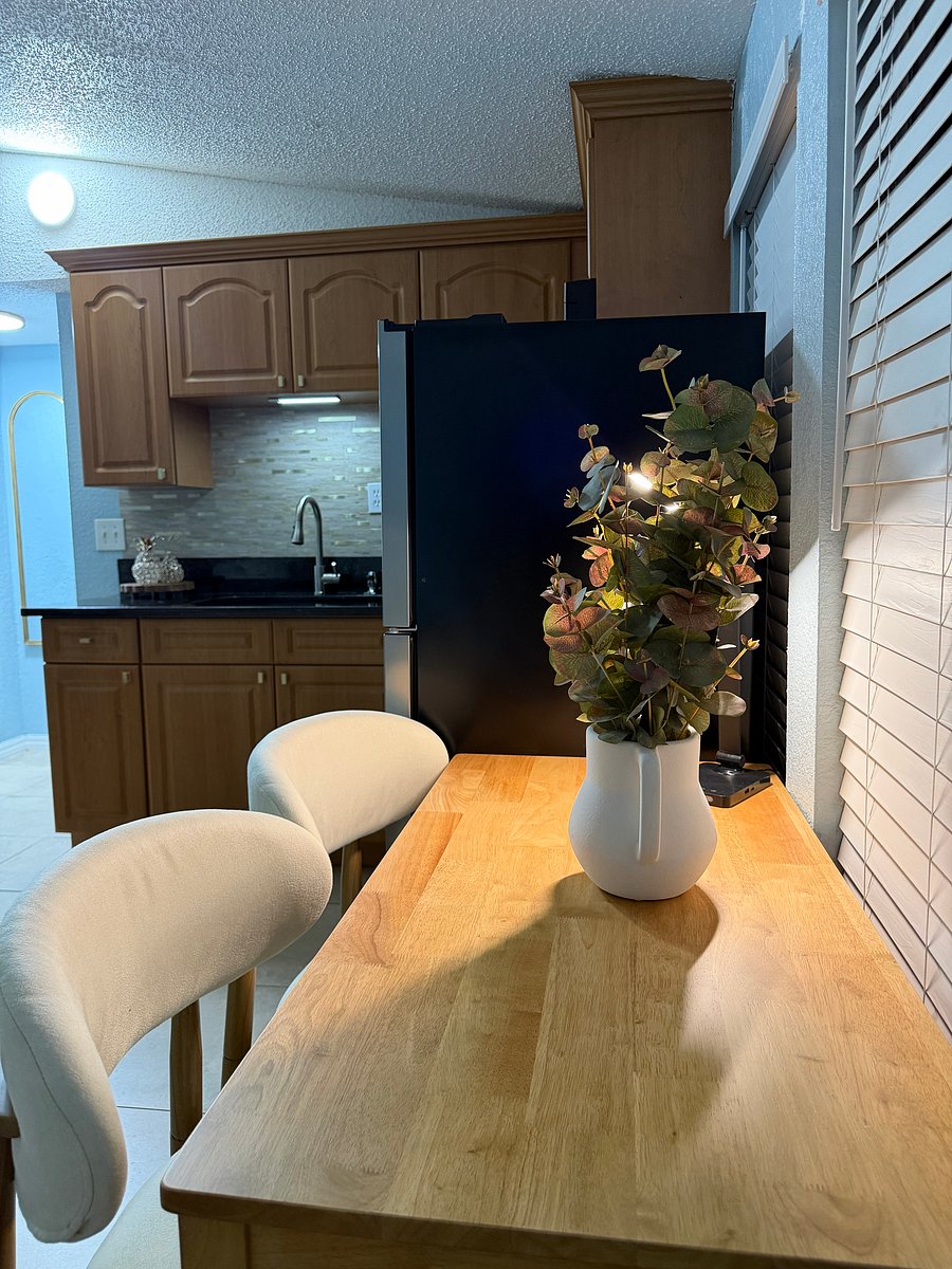 Furnished Finder property 1039261_1 photo 12