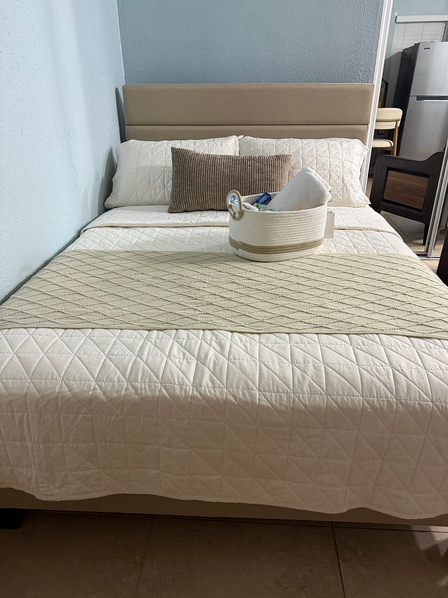 Furnished Finder property 1039261_1 photo 3