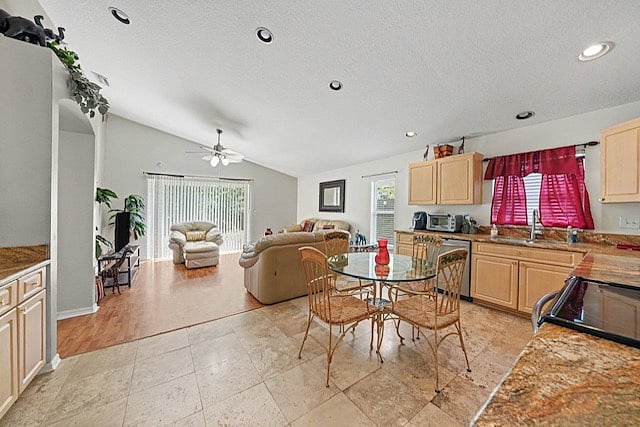 Furnished Finder property 1039302_1 photo 5