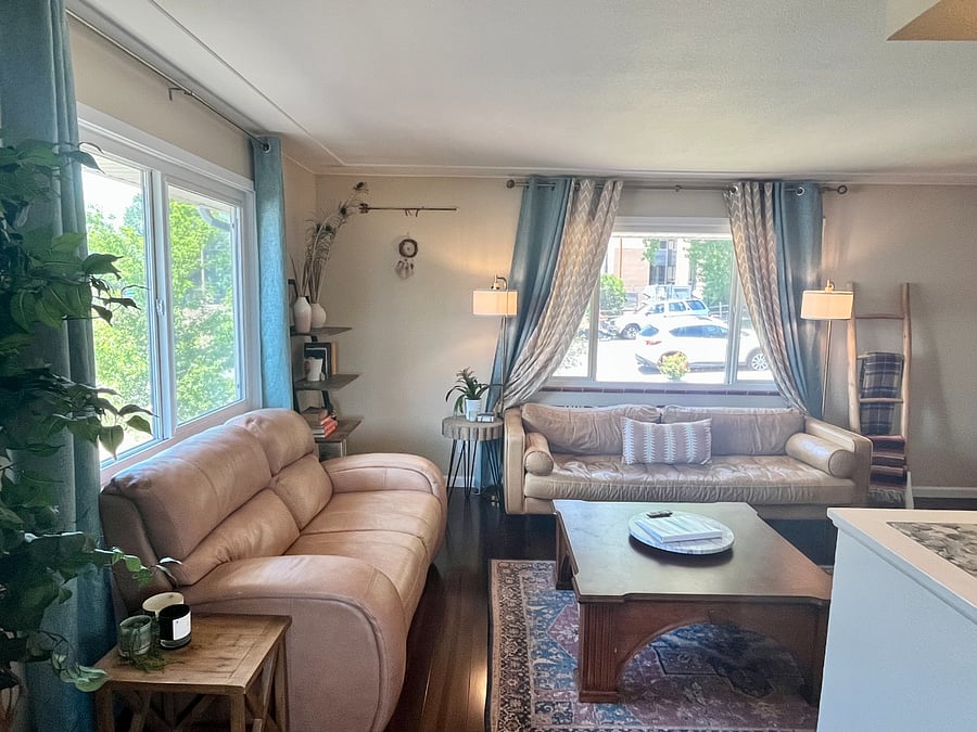 Living room - upstairs
