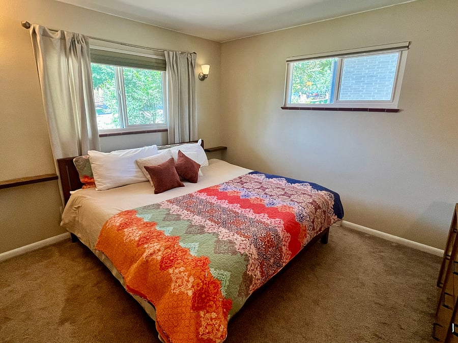 Master bedroom - upstairs