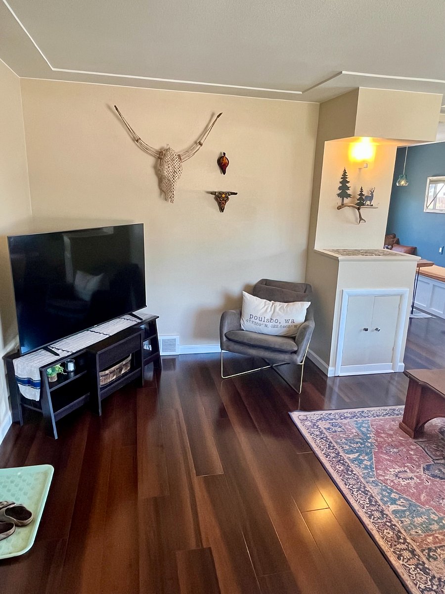 Living room - upstairs