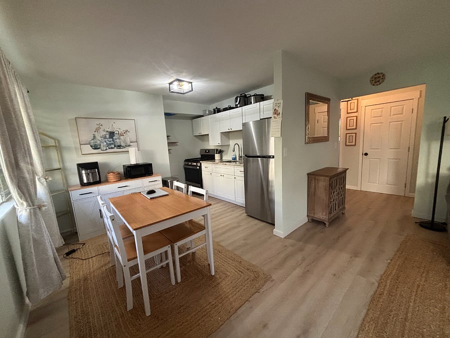 Furnished Finder property 1039346_1 photo 3