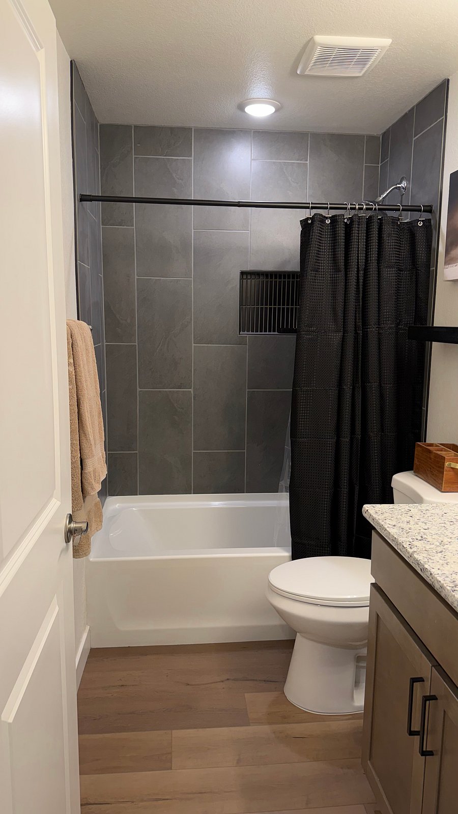 Furnished Finder property 1039350_1 photo 5