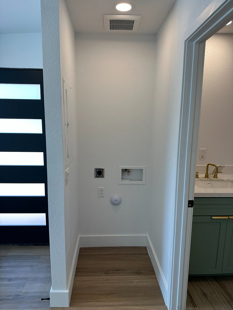 Furnished Finder property 1039402_2 photo 9