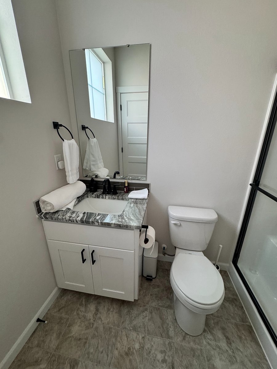 Furnished Finder property 1039407_1 photo 22