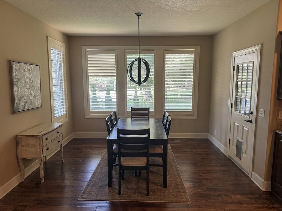 Breakfast area.  Spacious and room for 6 at the table. 