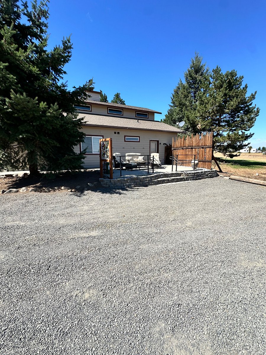 Furnished Finder property 1039479_1 photo 2