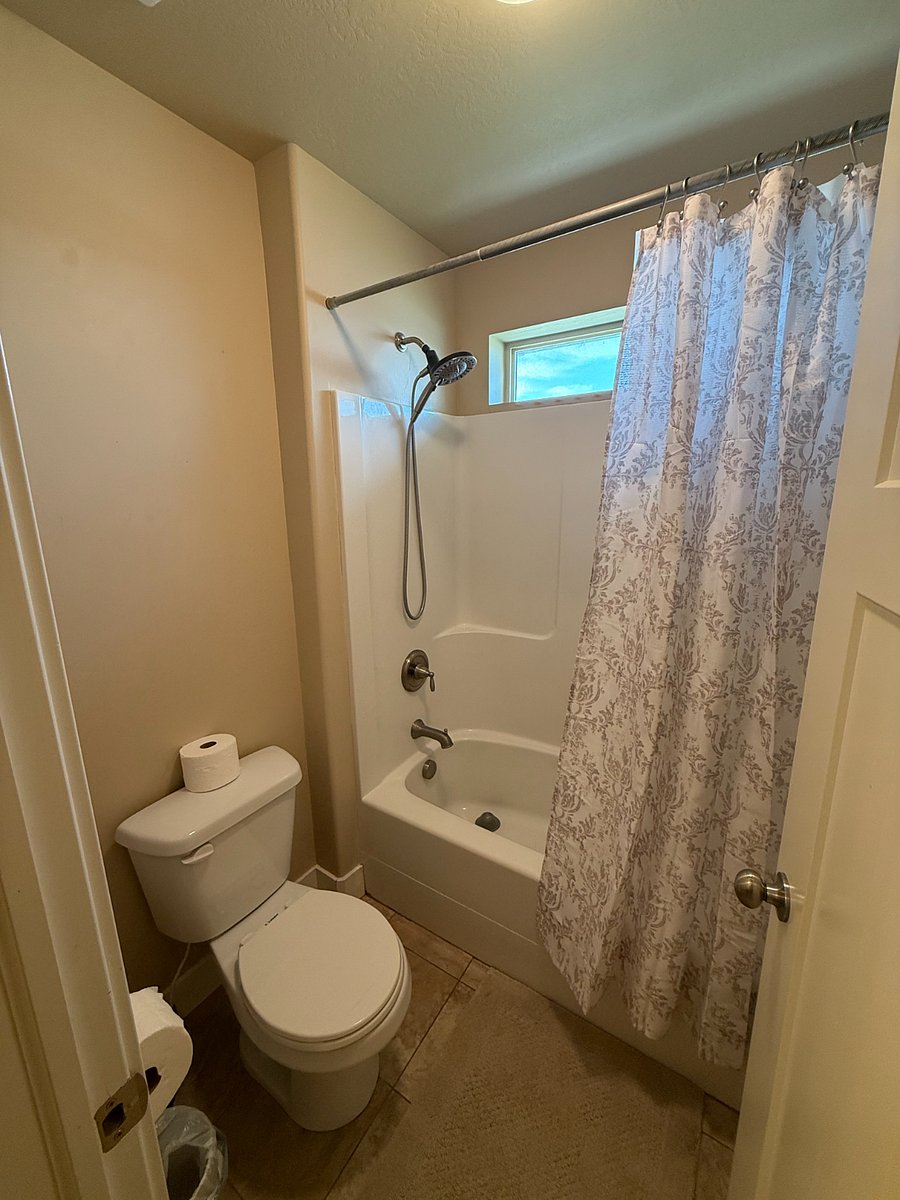 Furnished Finder property 1039497_1 photo 17
