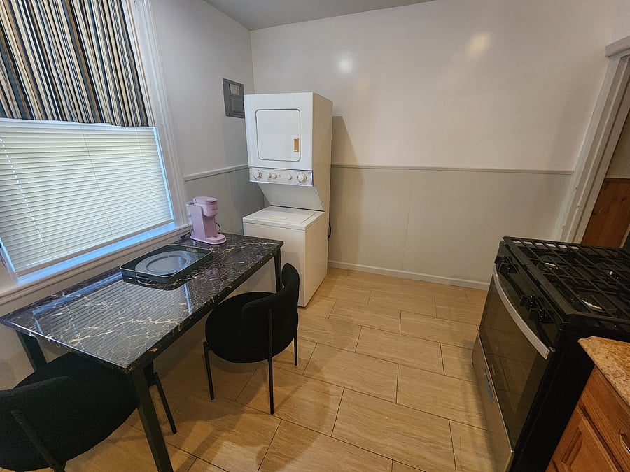 Furnished Finder property 1039595_1 photo 6