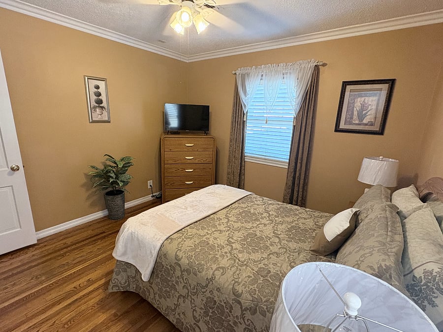 Furnished Finder property 1039681_1 photo 3