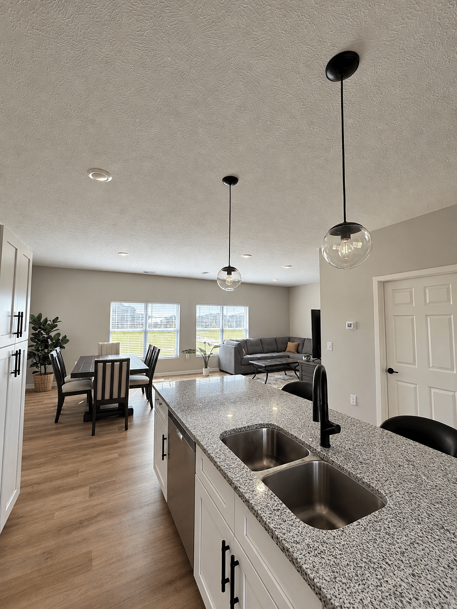 Furnished Finder property 1039691_1 photo 3