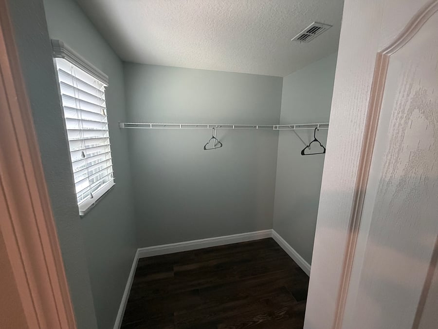 Furnished Finder property 1039703_1 photo 4