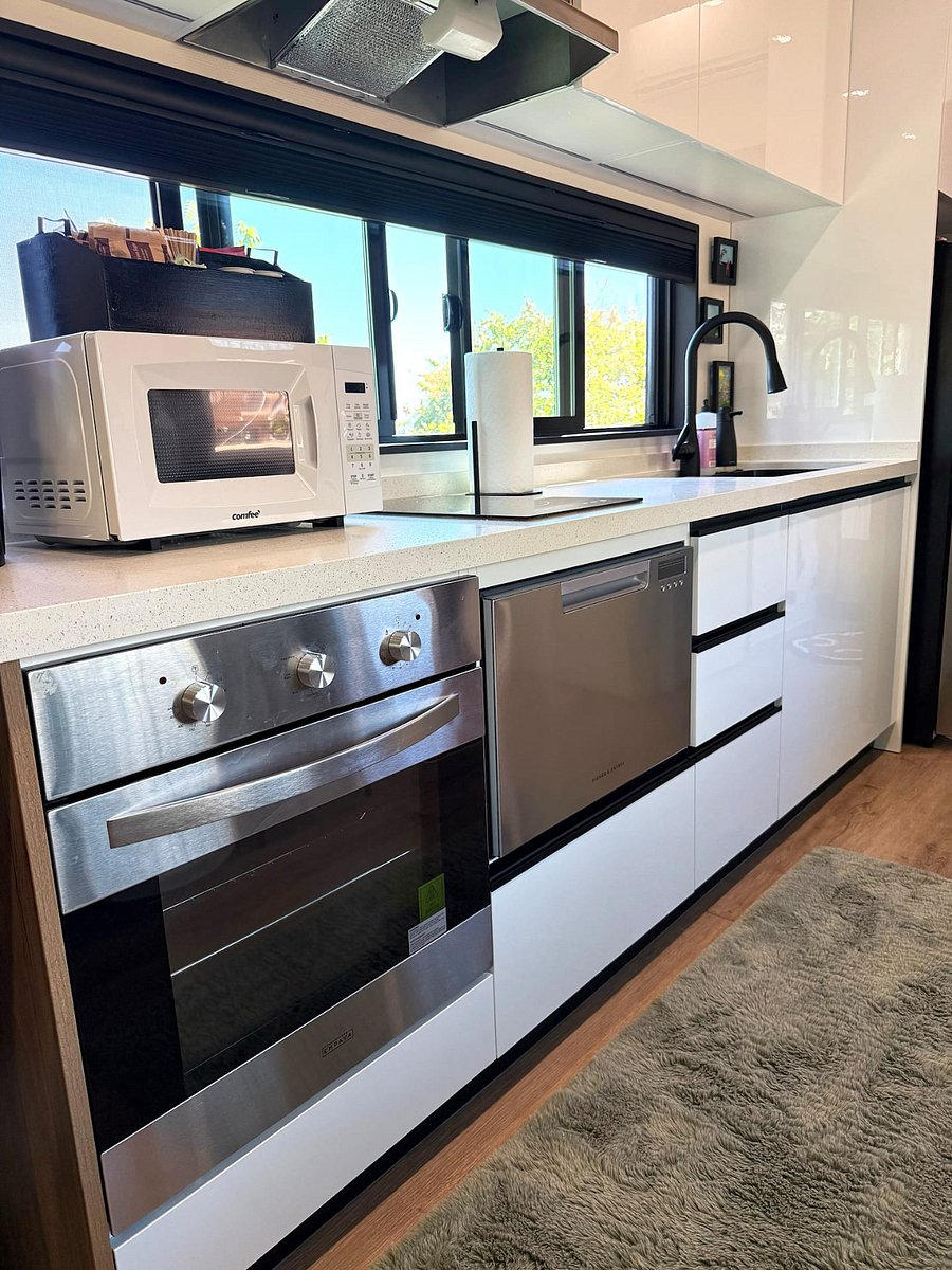 Furnished Finder property 1039737_1 photo 4