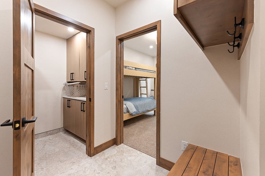 Furnished Finder property 1039745_1 photo 17
