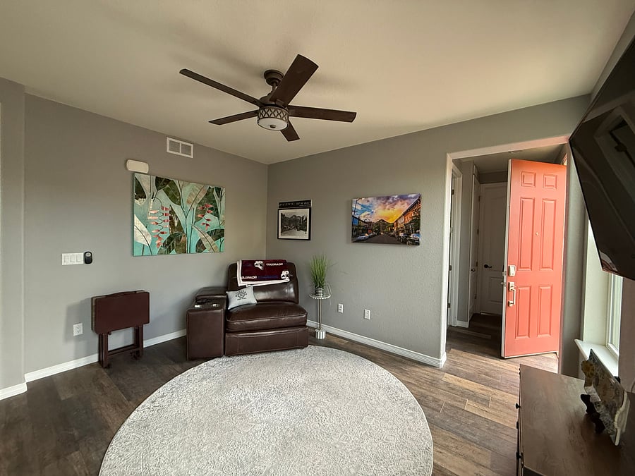 Living room with kitchenette