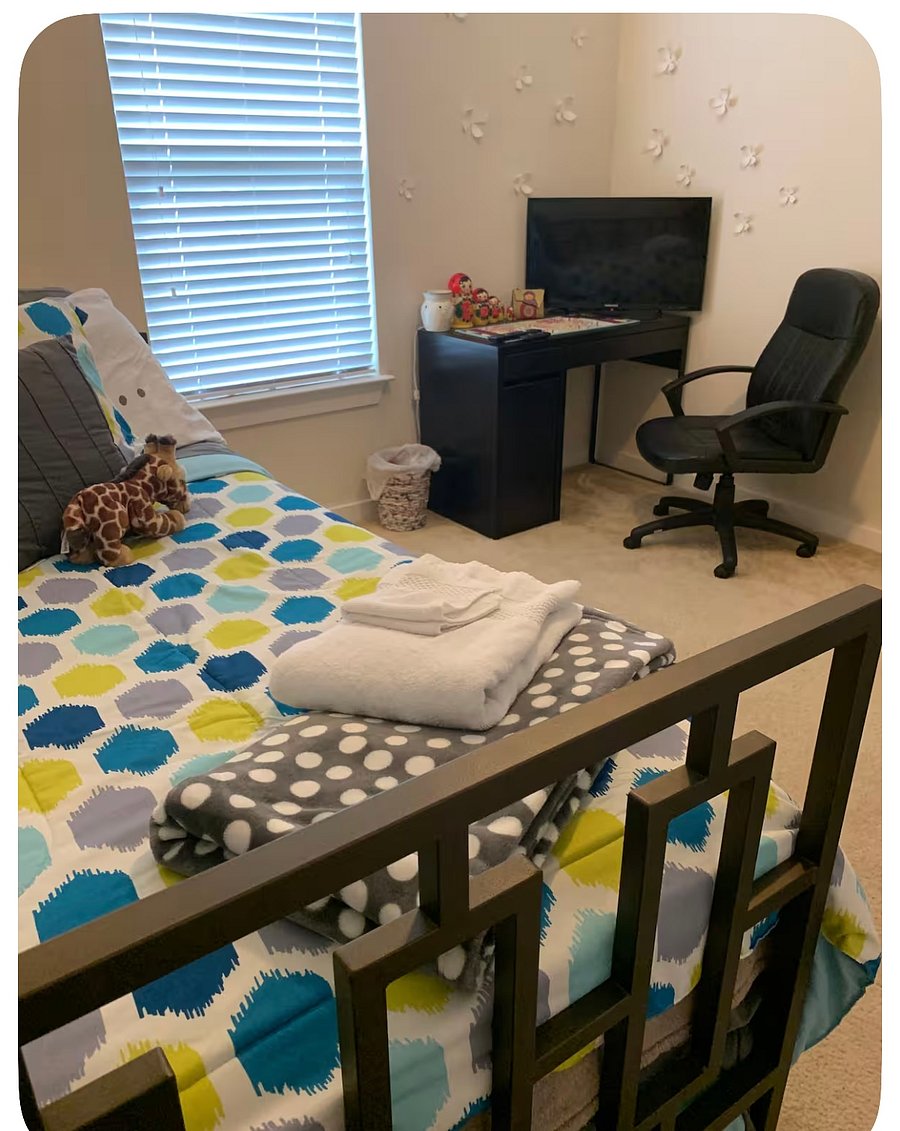 Furnished Finder property 1039759_1 photo 8