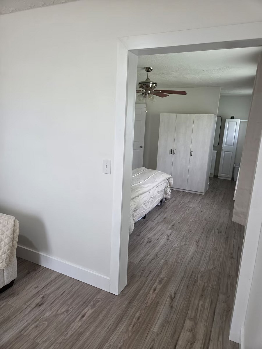 Furnished Finder property 1039800_1 photo 11