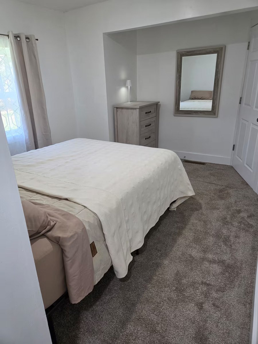 Furnished Finder property 1039800_1 photo 14