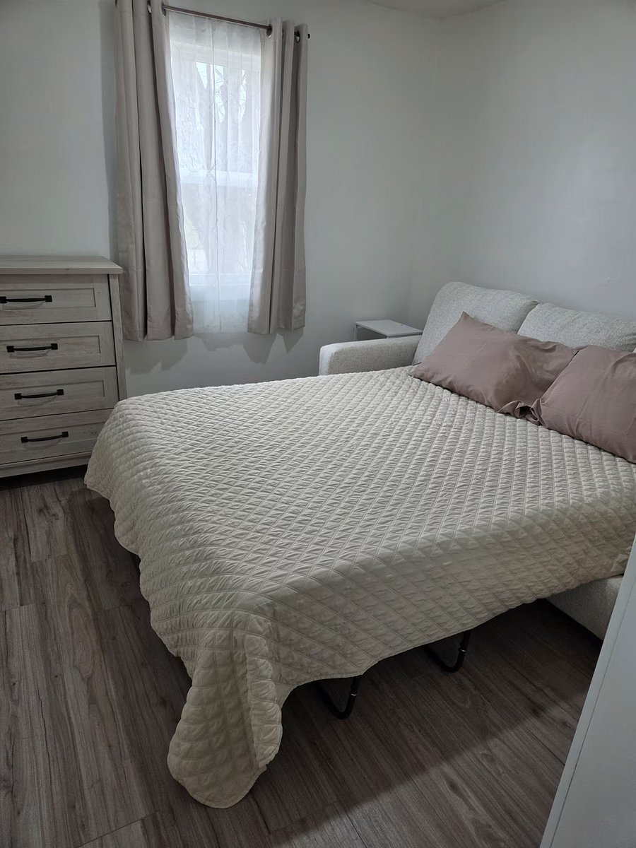 Furnished Finder property 1039800_1 photo 15