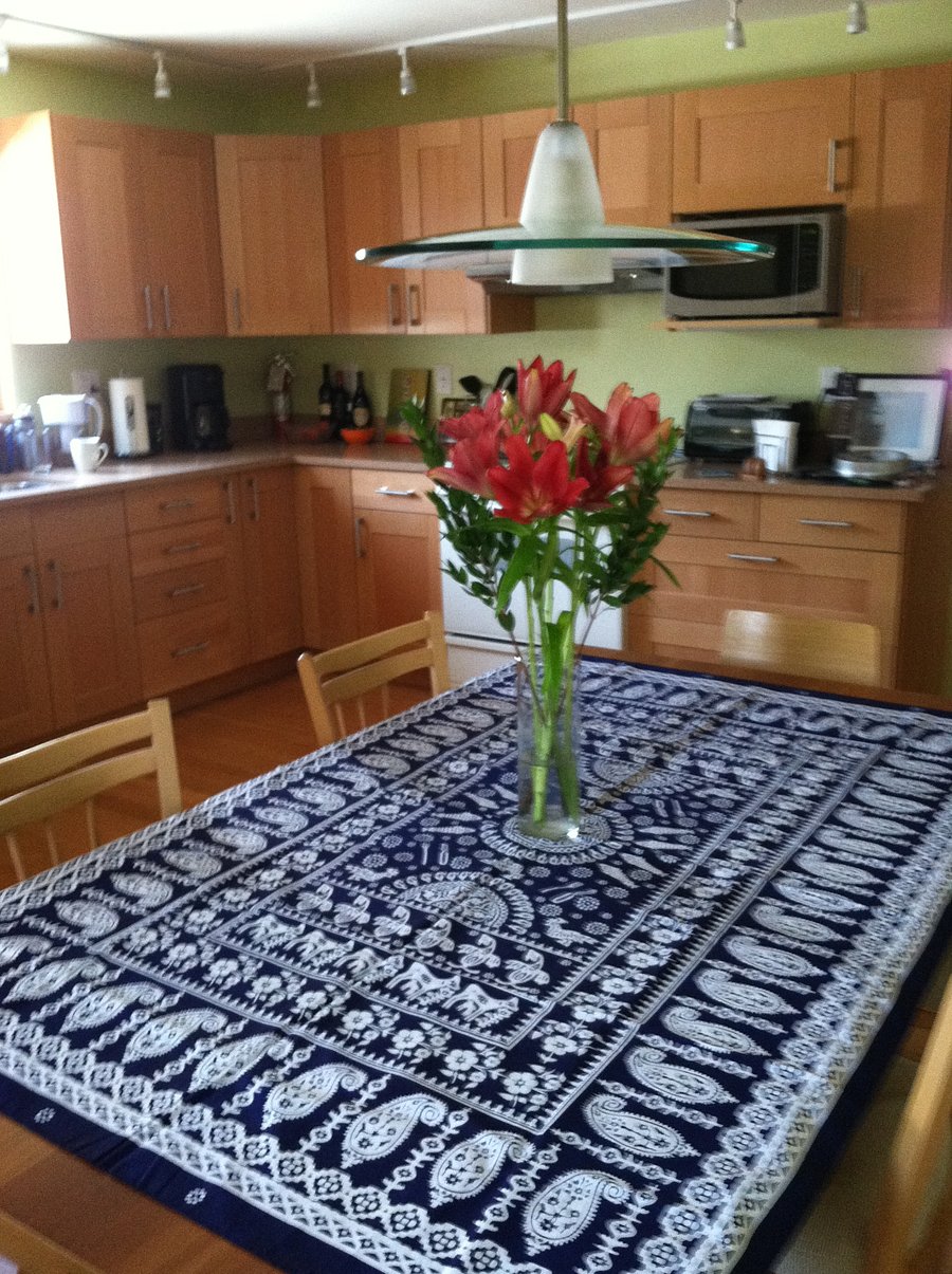 Modern kitchen and appliances.