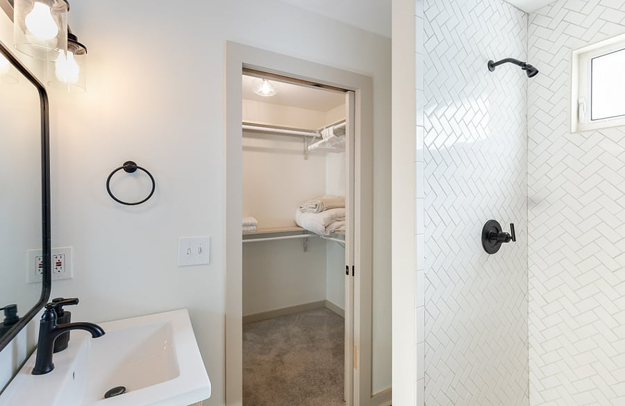 Furnished Finder property 1039815_1 photo 25