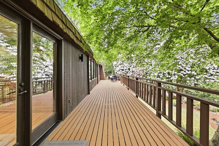 Large Deck