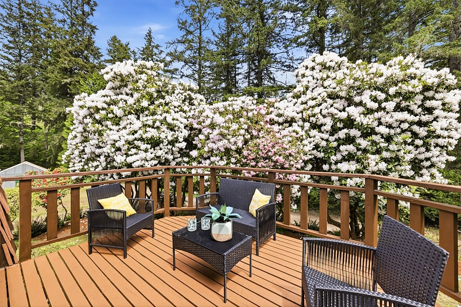 Large Deck