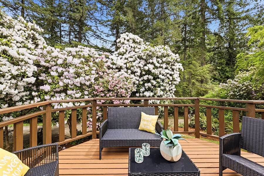 Large Deck