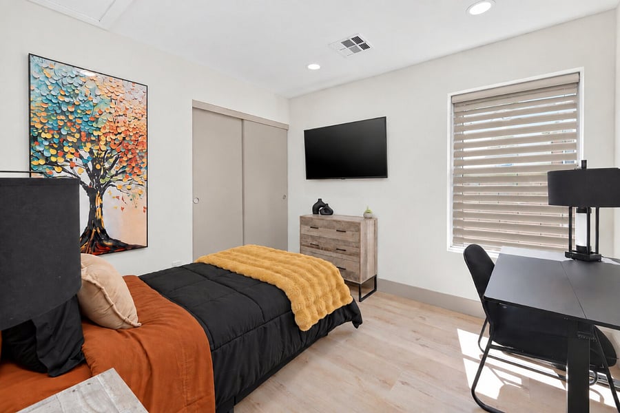Furnished Finder property 1039879_1 photo 23