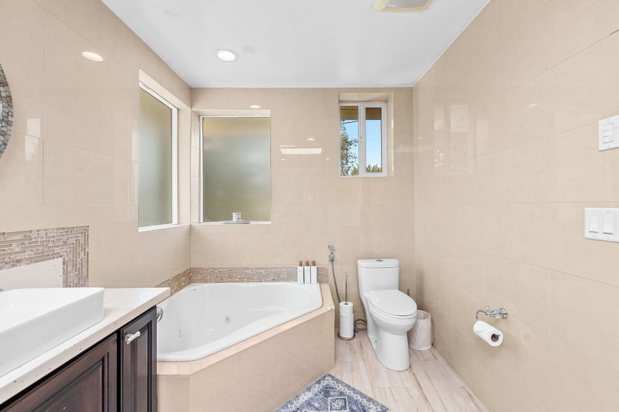 Furnished Finder property 1039906_1 photo 13