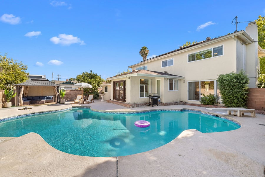 Furnished Finder property 1039906_1 photo 27