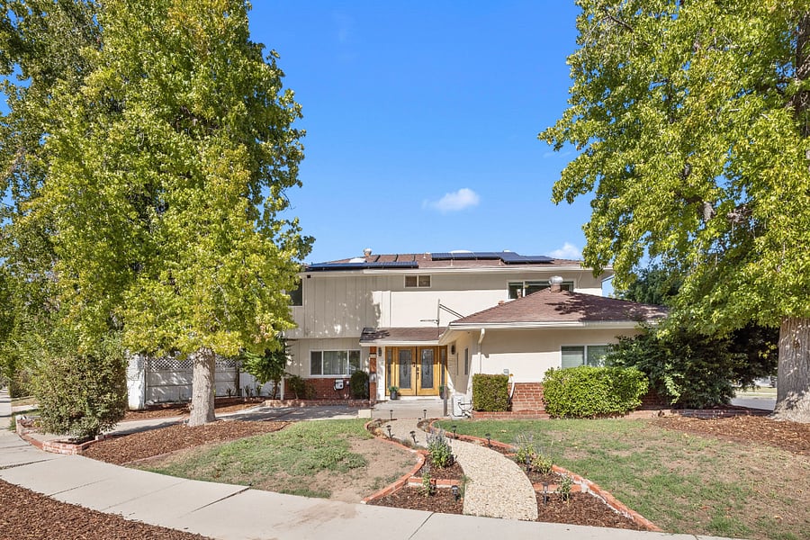 Furnished Finder property 1039906_1 photo 29