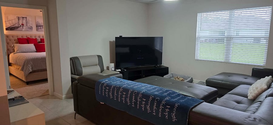 Furnished Finder property 1039927_1 photo 9