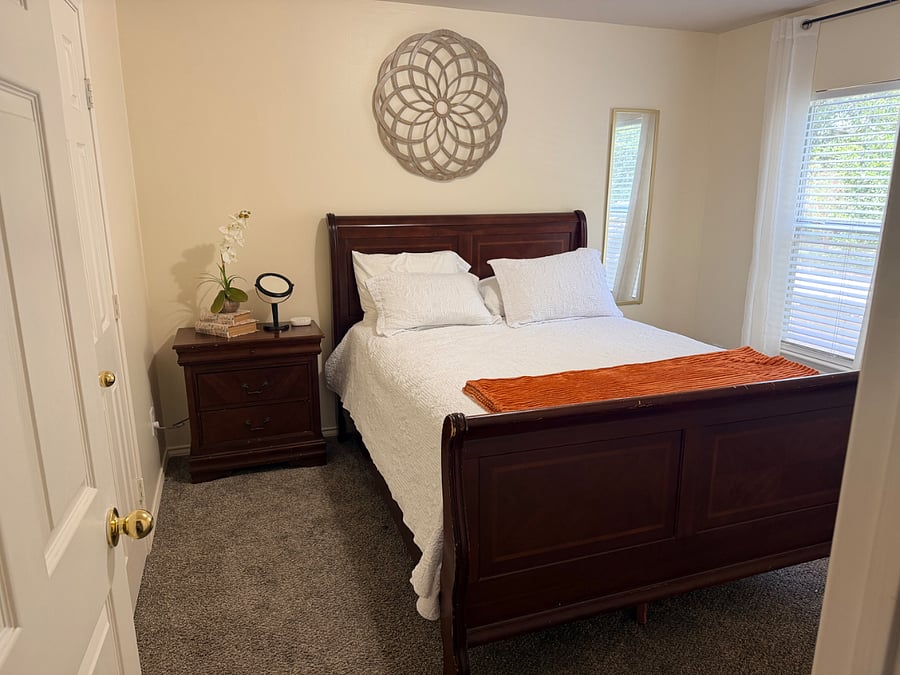 Furnished Finder property 1039929_1 photo 9