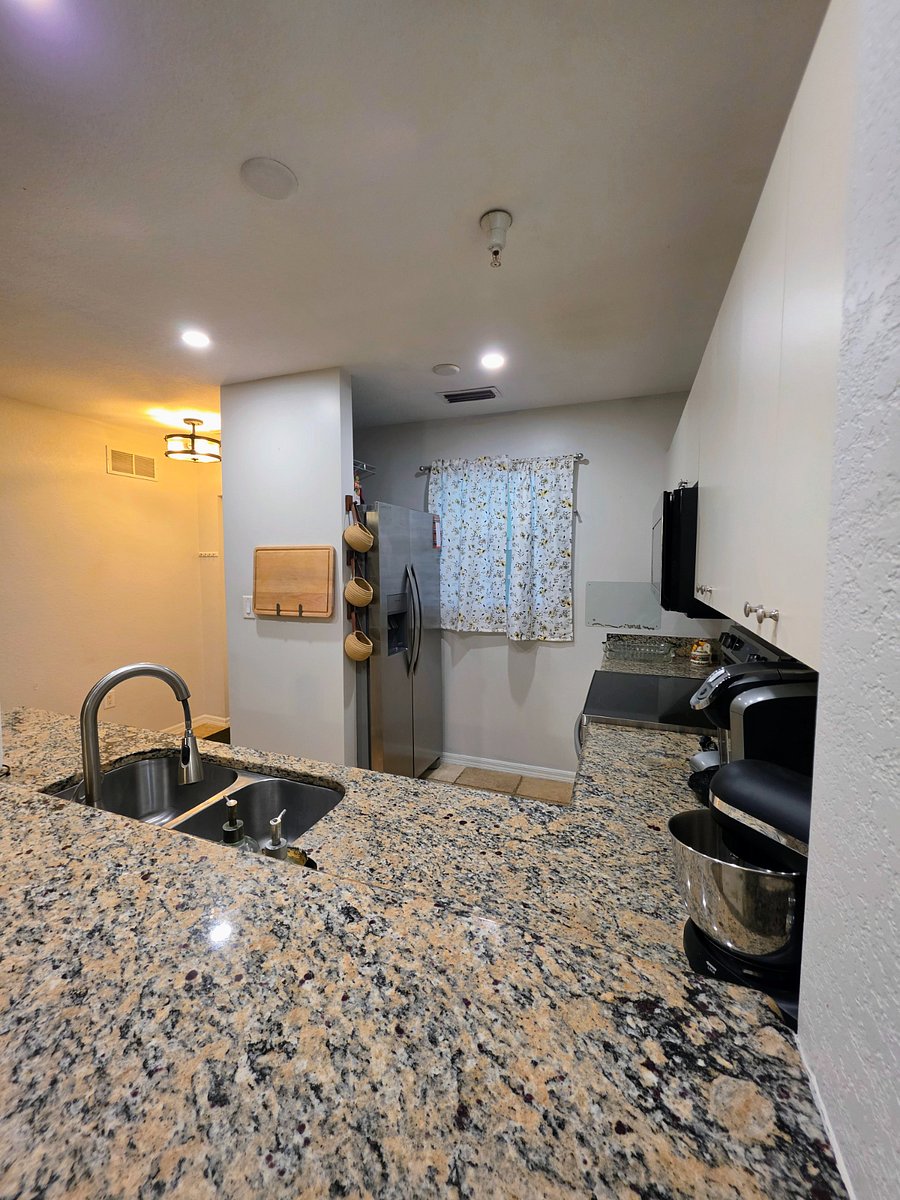 Furnished Finder property 1039939_1 photo 4