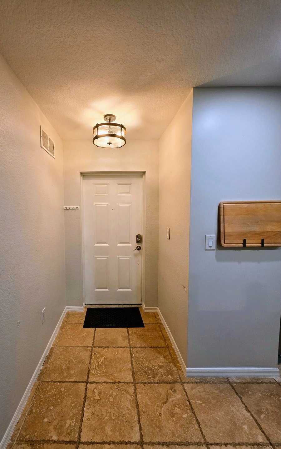 Furnished Finder property 1039939_1 photo 3