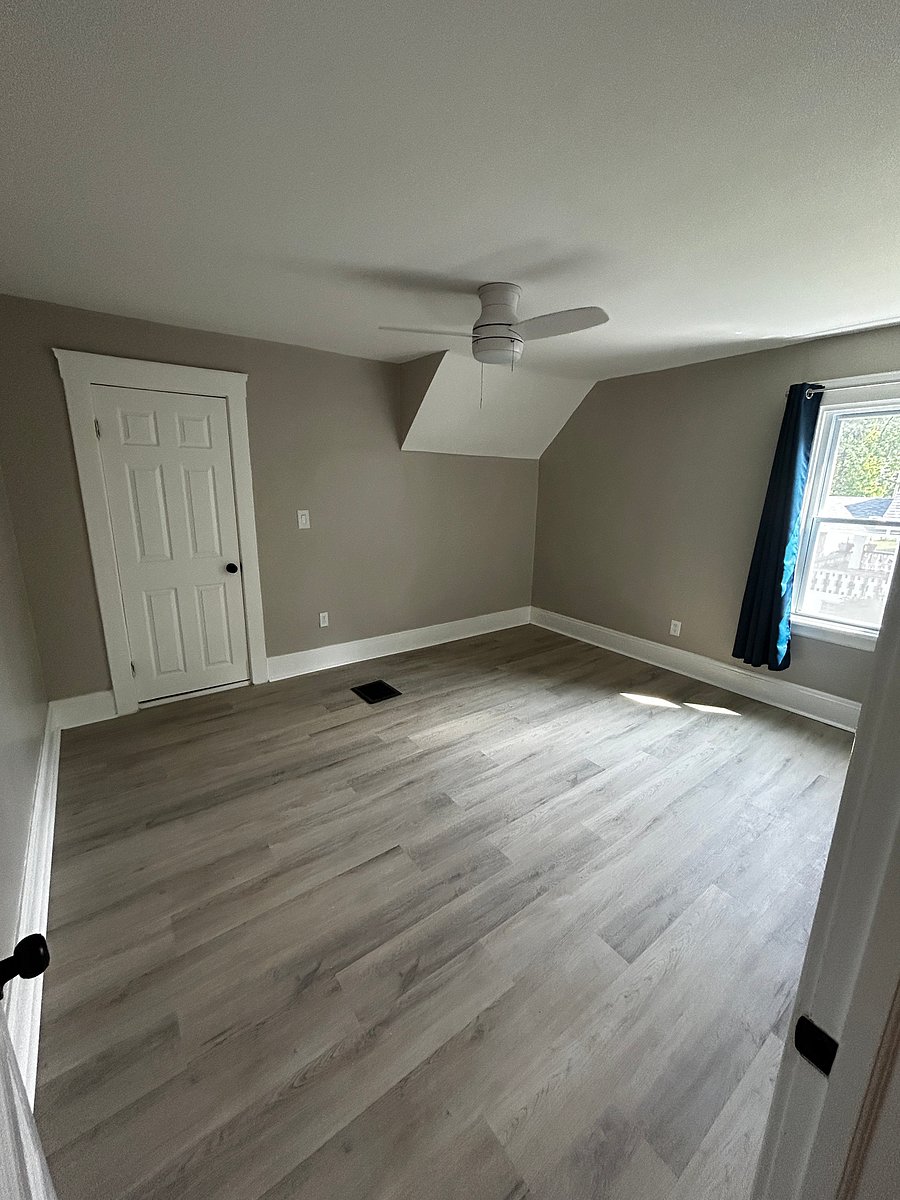 Bedroom #1