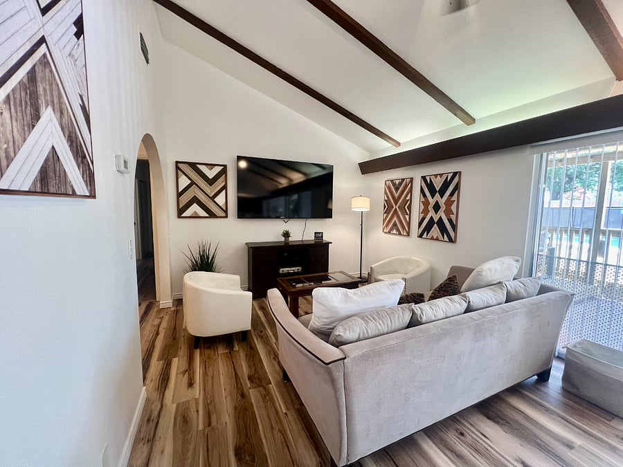 Furnished Finder property 1039958_1 photo 25