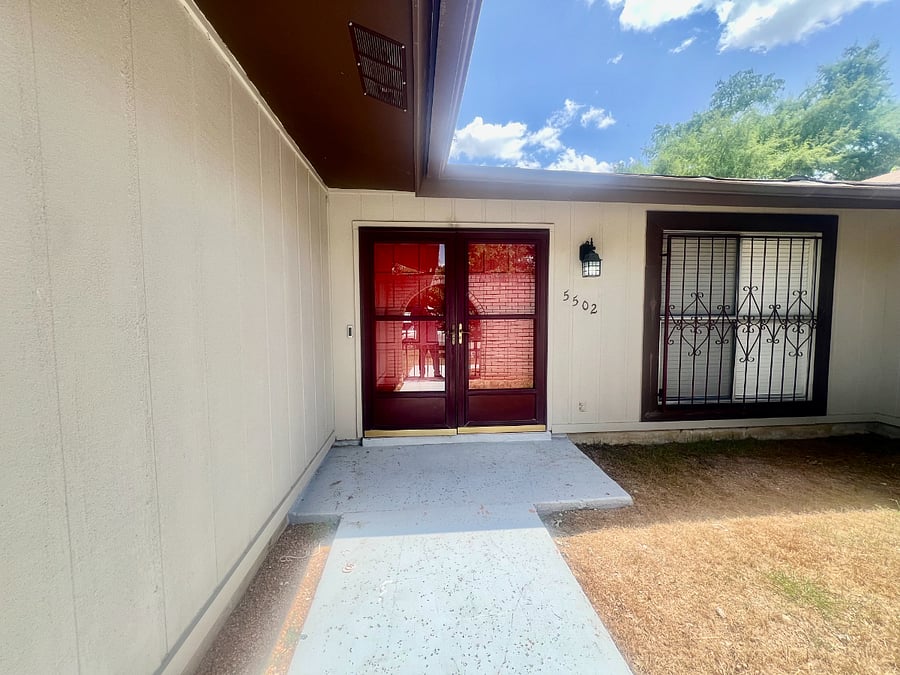 Furnished Finder property 1039958_1 photo 38