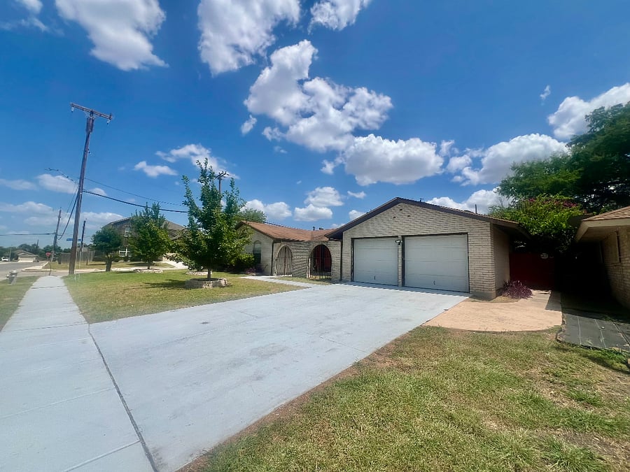 Furnished Finder property 1039958_1 photo 40
