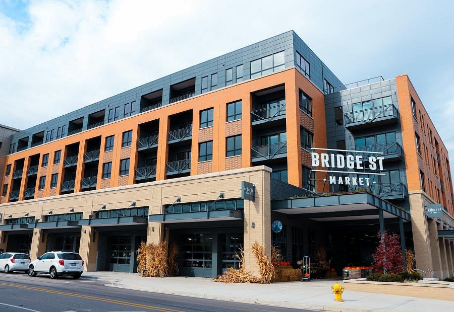 Bridge Street Market, Meijer's neighborhood grocery, a 15 minute walk away